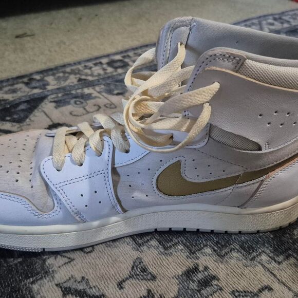 Japanese Jordan 1 high white and gold trainers